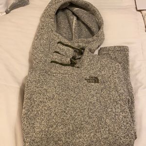 NorthFace Sweater